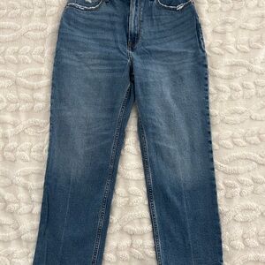 Abercrombie & Fitch Women-The Ankle Straight Ultra High Rise Jeans, curve love
